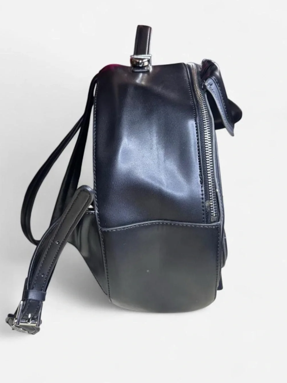 Rare Shane x Jeffree Star Black Round Novelty Pig-Face Backpack